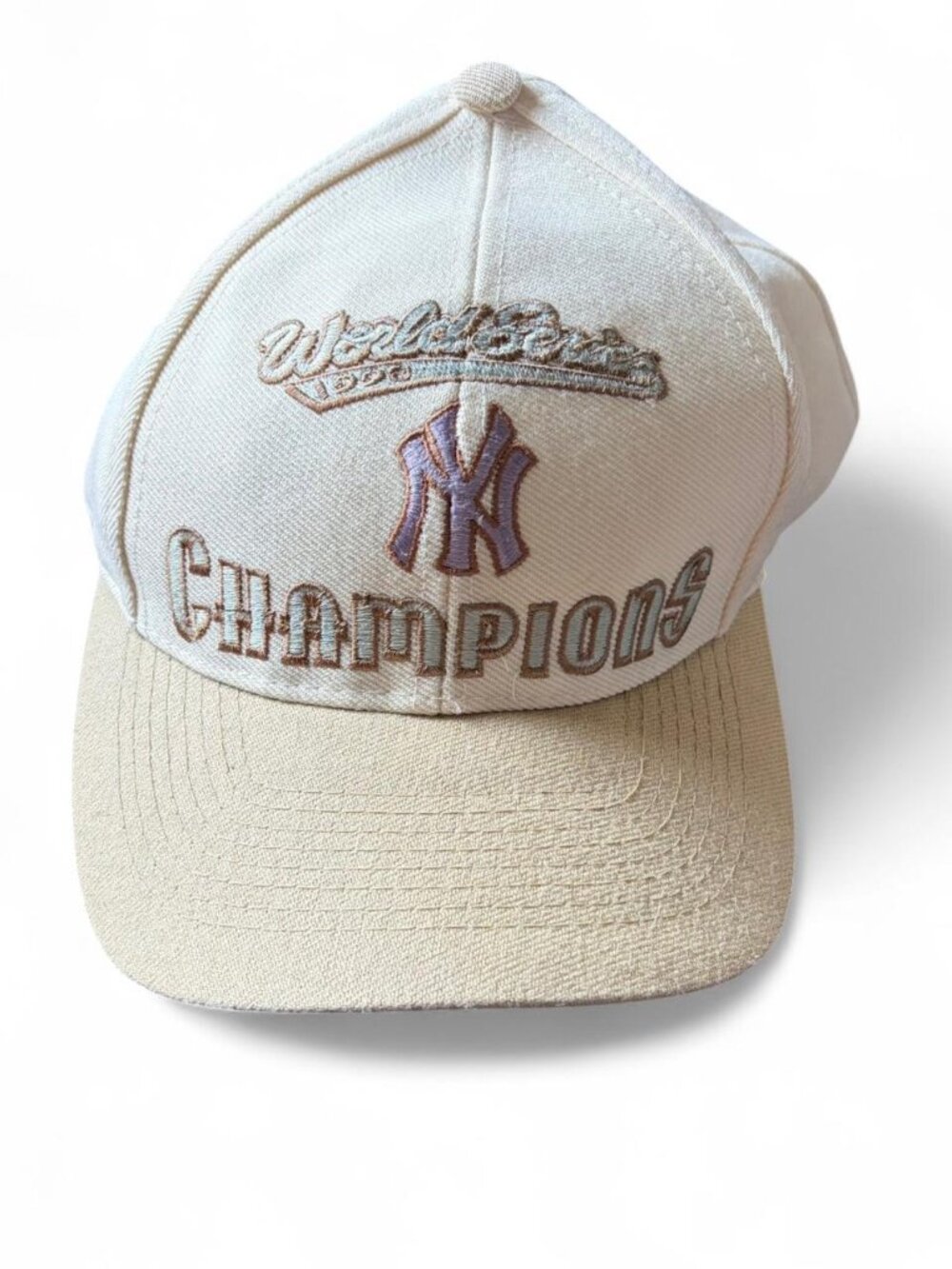 vintage Logo 7 New York Yankees 1998 World Series Champions baseball hat cap wit